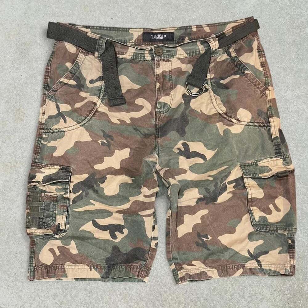 Y2K Truth Substance Common Sense Baggy Camo Cargo Shorts - Size 38” Men’s